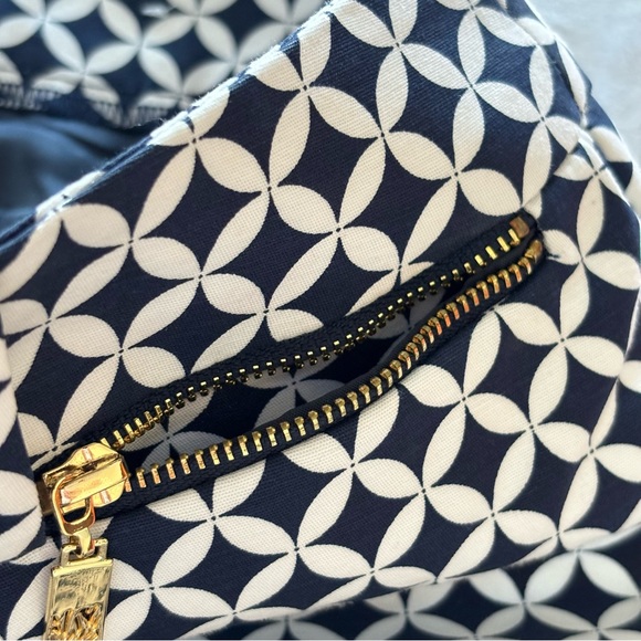 ANNE KLEIN Mid Rise Slim Leg Ankle Pants--EUC--10 - Picture 4 of 15